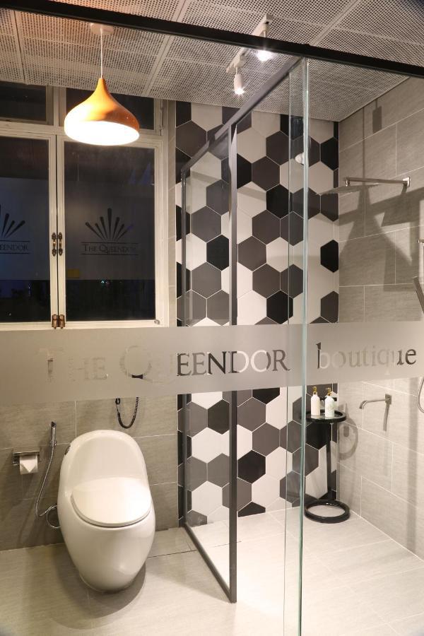 The Queendor Boutique Hotel مدينة هوشي منه المظهر الخارجي الصورة